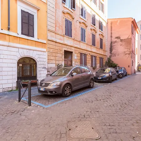 Trastevere Just Renewed * Roma