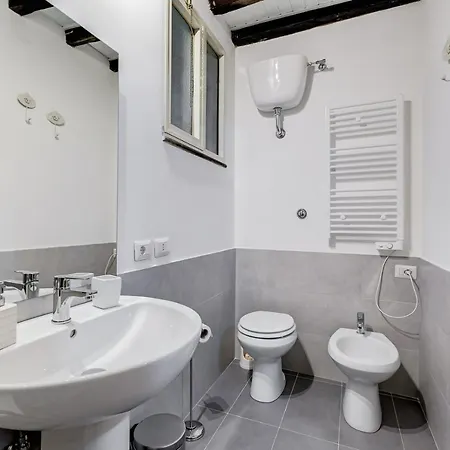 Trastevere Apartment